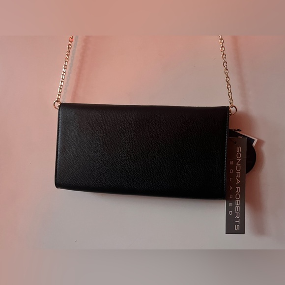 BNWT Sondra Robert’s Squared Spiderweb Black Purse with long gold chain strap - Picture 8 of 12